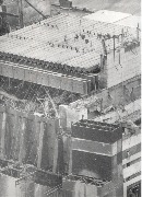Центральный реакторный зал 4-го блока перекрыт.
Из личного архива В.В. Пичугина.
